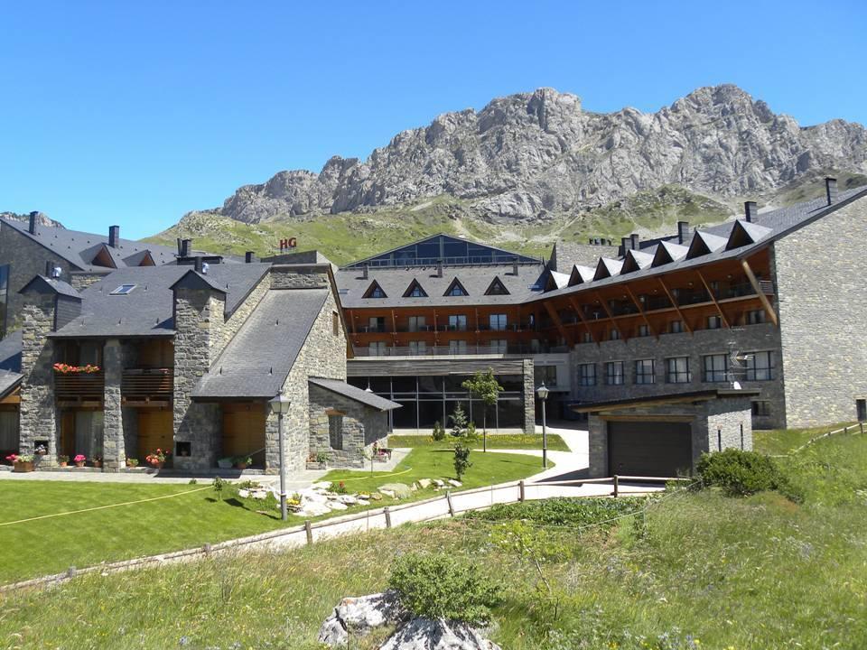 Hg Alto Aragon Hotell Formigal Exteriör bild
